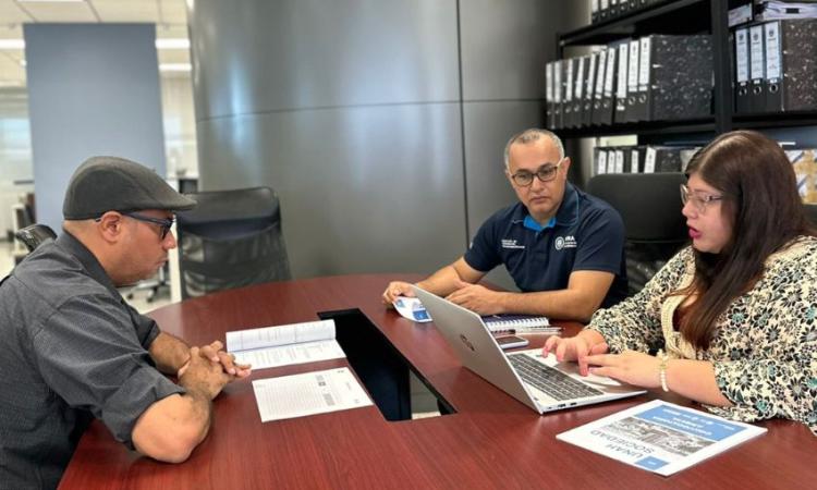 Ultiman detalles para el lanzamiento del décimo número de la Revista UNAH Sociedad