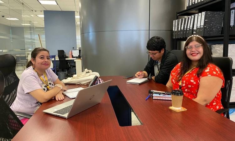 Editorial Universitaria y MLCA coordinan gira del lingüista español José Ramírez Luengo 