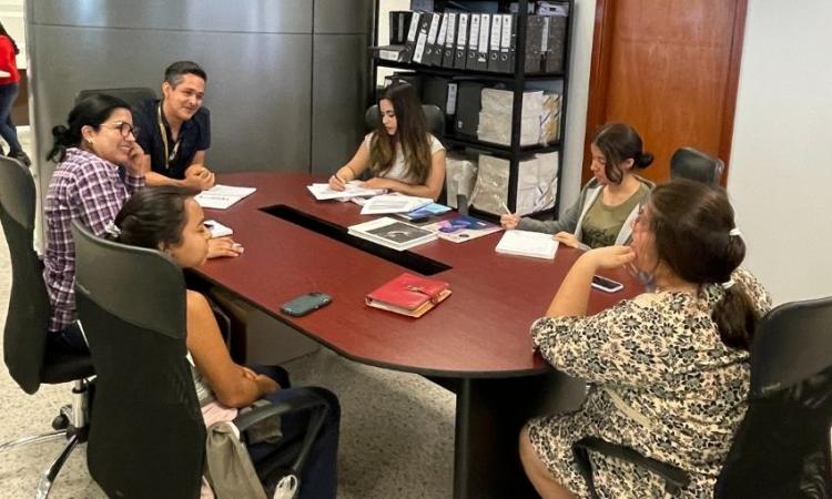 Editorial Universitaria afina detalles finales del «Atlas de nubes y otros meteoros del Distrito Central de Honduras» y presenta un avance estratégico para su difusión