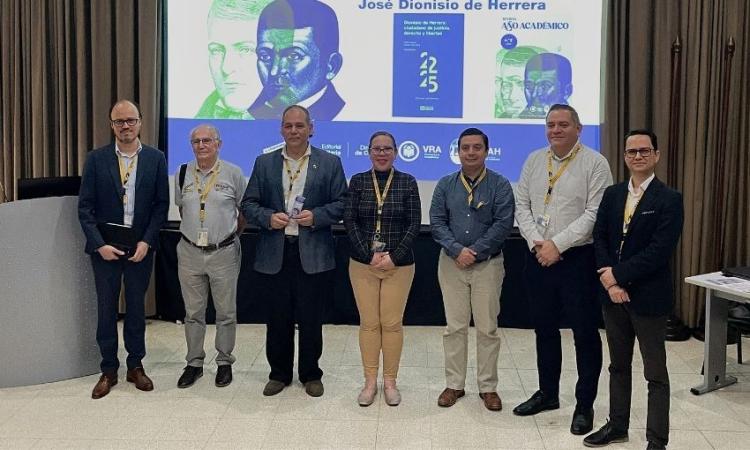 Clausura del Año Académico 2025 José Dionisio de Herrera reúne a la comunidad universitaria en un homenaje reflexivo y cultural