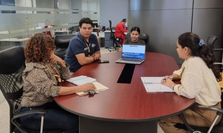 Ruta 2026 de apoyo para la revista «Población y Desarrollo: Argonautas y Caminantes»