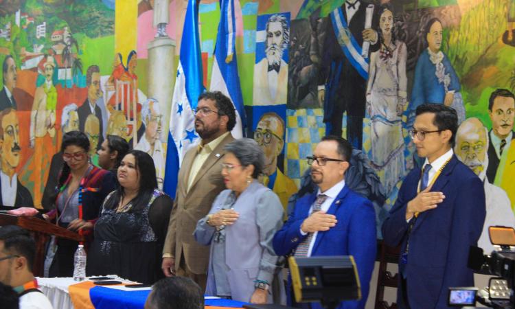 Se inaugura con gran éxito la Segunda Feria Internacional del Libro Honduras