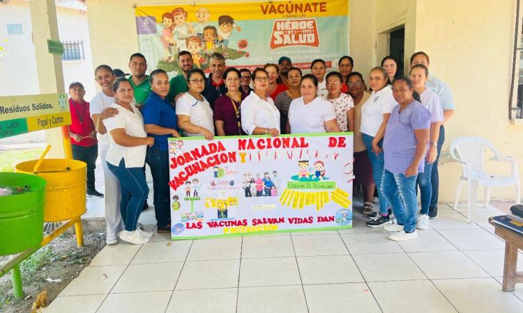 Estudiantes llevan salud a comunidades de Olancho