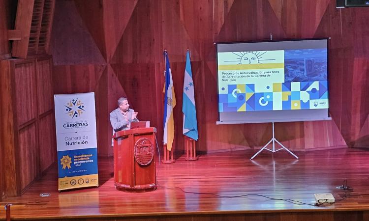 Carrera de Nutrición lanza proceso de autoevaluación con fines de acreditación internacional