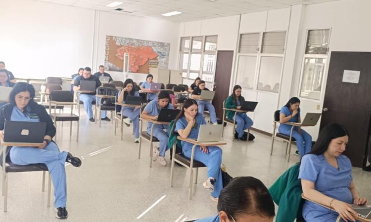 Posgrado de Ginecología se somete a evaluación de programa académico por comité acreditador internacional