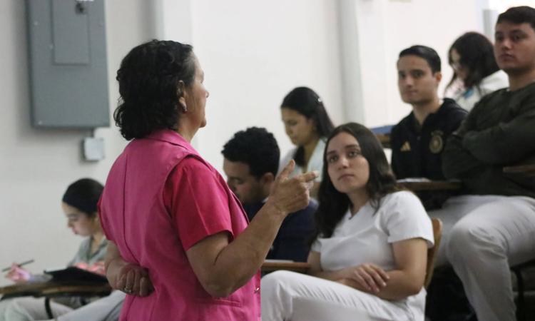 Estudiantes de medicina abordarán desafíos de salud aplicando ODS en Comunidades
