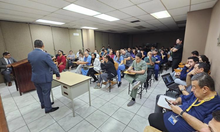 UNAH y Hospital Escuela abren espacio para escuchar las preocupaciones de Médicos Residentes