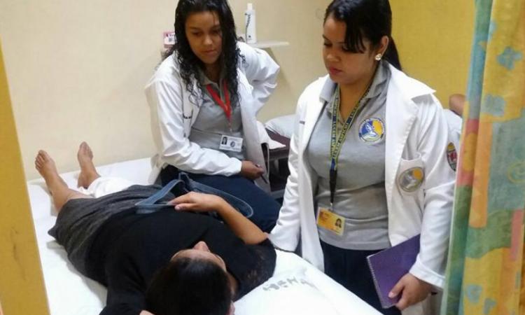 Carrera de Terapia Funcional, 25 años al servicio de Honduras