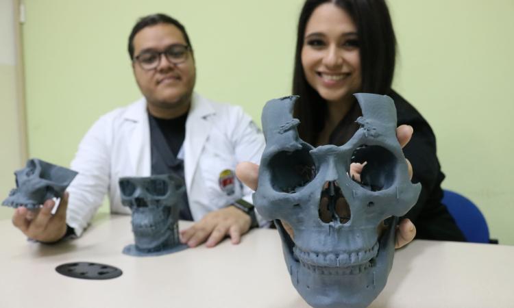 Médicos Residentes incorporan innovadora técnica de modelos anatómicos en Honduras 