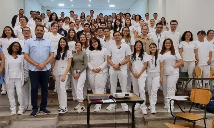 Se realiza jornada de Inducción para estudiantes de segundo año de la carrera de medicina 