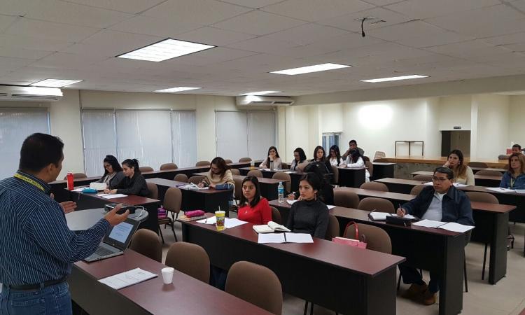 La DICYP imparte curso para estudiantes de posgrados de la UNAH