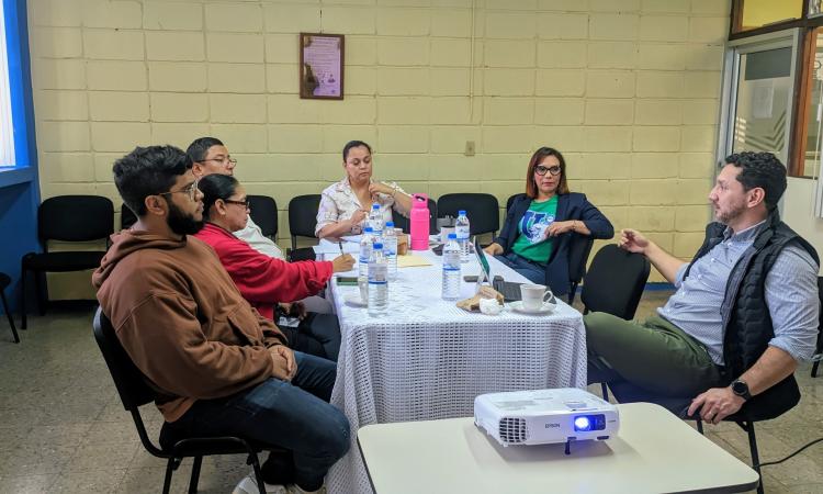 Segunda reunión entre el Observatorio Universitario de Transparencia y Anticorrupción de Honduras (OUNTAH) y el Instituto de Investigación Jurídica - UNAH
