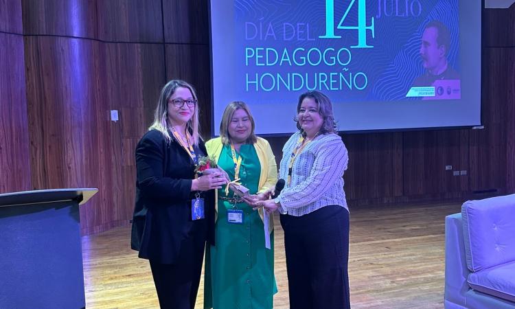 Evento Especial de la Celebración Día del Pedagogo Hondureño.