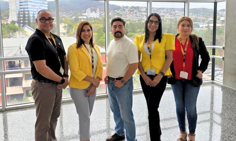 Experto internacional fortalece la formación en ciencias actuariales en la UNAH