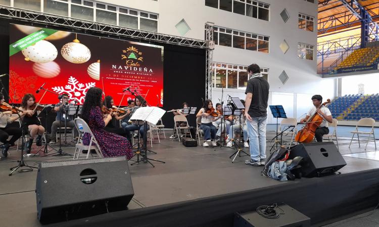 Todo listo para la gran gala navideña UNAH 2024  