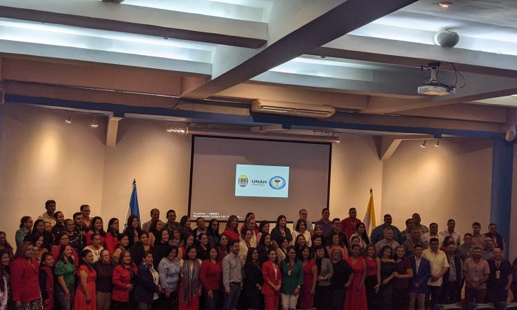 Facultad de Ciencias Químicas y Farmacia presenta resultados en cierre del año 2024