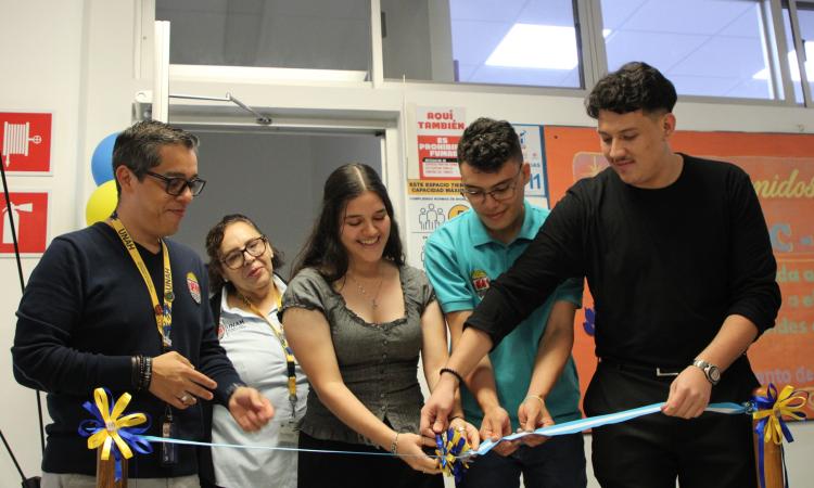 Carrera de Psicología inaugura cámara Gesell 