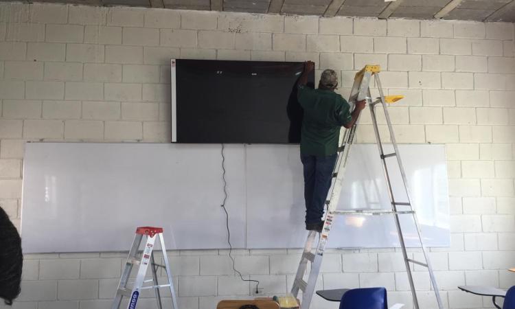 UNAH Campus Yoro desarrolla varios proyectos en beneficio de la comunidad estudiantil