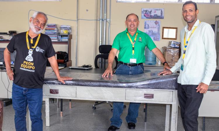 UNAH Campus El Paraíso recibe mobiliario e insumos de limpieza