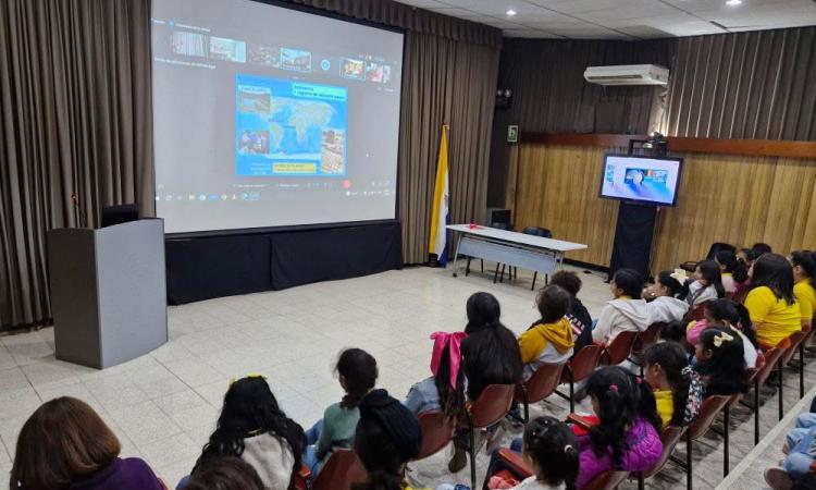 Con conversatorio conmemoran el Día Internacional de la Mujer y la Niña en la Ciencia