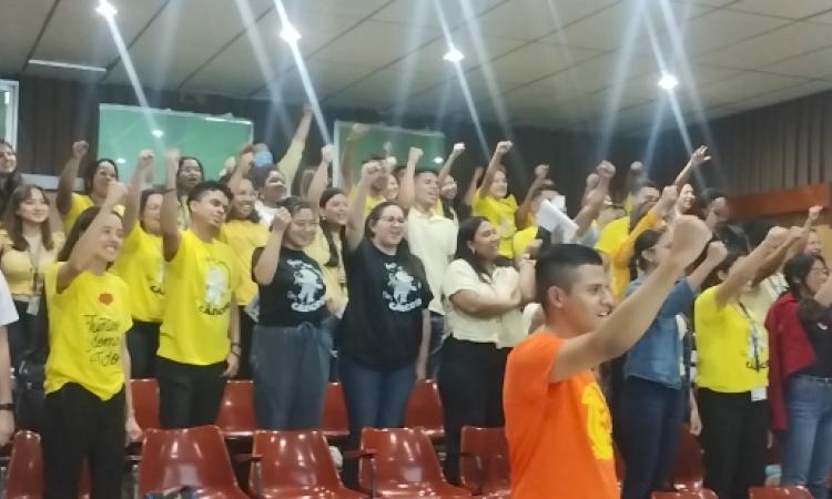 UNAH realiza charla sobre detección temprana del cáncer infantil