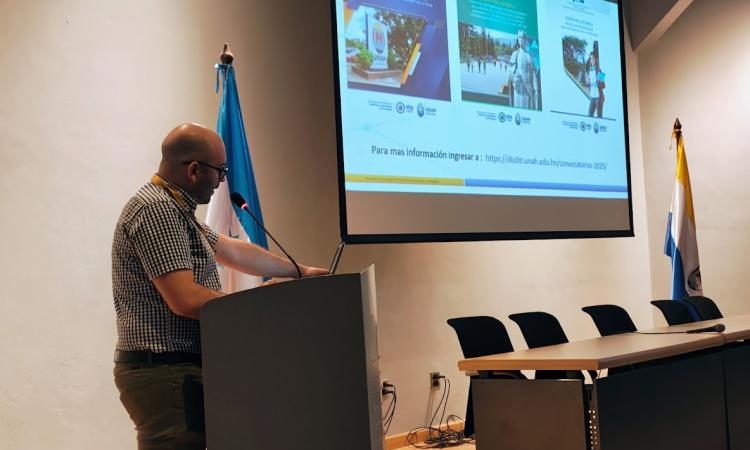 UNAH desarrolla encuentro anual de grupos de investigación