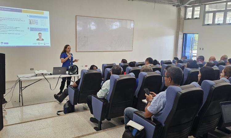 Dirección de Admisiones capacita a personal de UNAH Campus Olancho para aplicación de la PHUMA