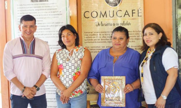 Estudiantes de UNAH Campus Comayagua conocieron experiencia de mujeres productoras de Marcala