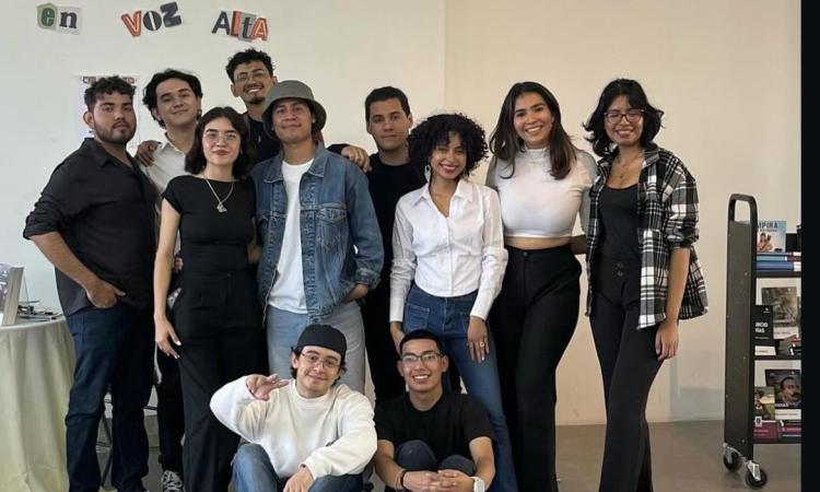 Estudiantes de diferentes carreras forman grupo de teatro 