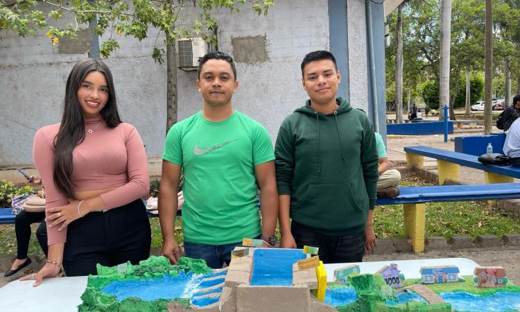 Escuela de Física celebra el Día Internacional de la Tierra
