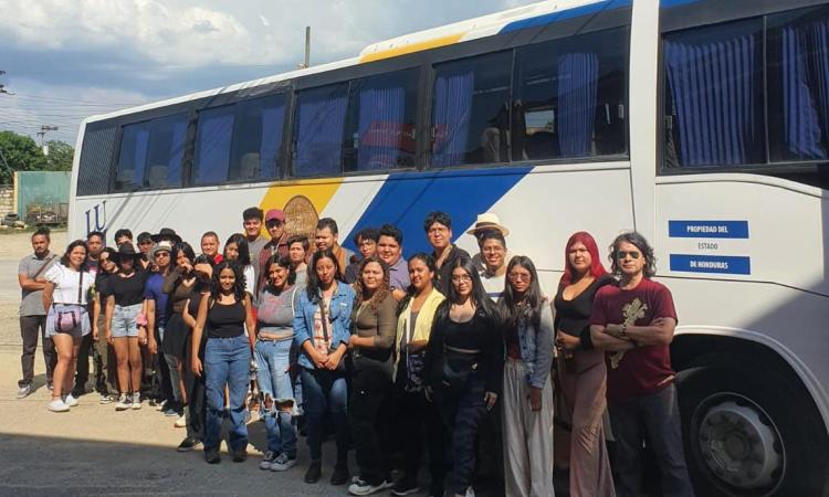 Estudiantes de Historia realizan trabajo de campo en Copán Ruinas