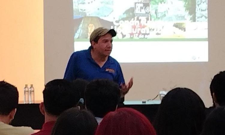 Exponen conferencia "¿Dónde está mi sombra?", en Copán