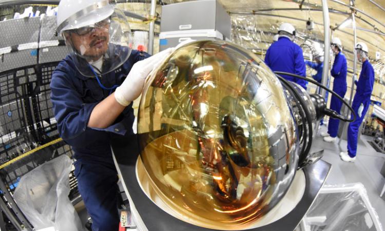 Física de partículas: docente de la UNAH realiza investigación en observatorio de Japón 