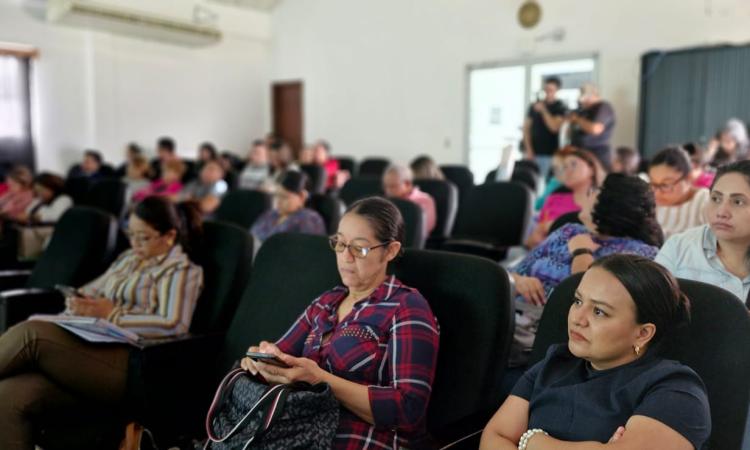 Faces-UNAH capacita a docentes en astronomía con el curso internacional NASE