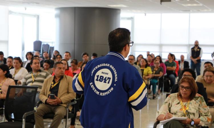 UNAH flexibiliza horarios y modalidades para que más hondureños estudien