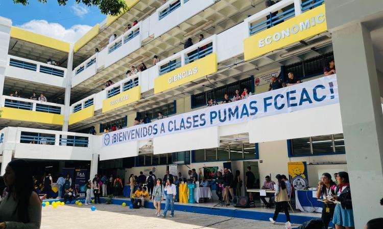 La Facultad de Ciencias Económicas tiró la casa por la ventana en este II Período Académico
