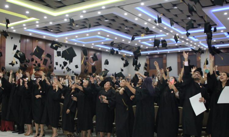 UNAH Campus Cortés gradúa a 453 nuevos profesionales en primera ceremonia de 2025