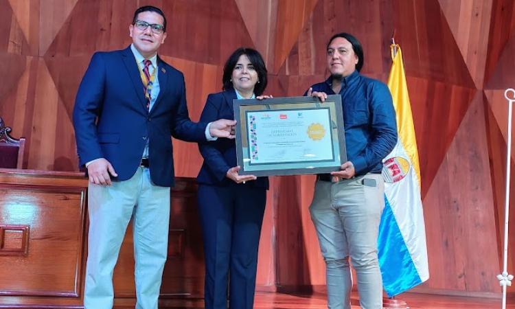 Secapph reconoce al Archivo de la UNAH por la conservación del patrimonio documental