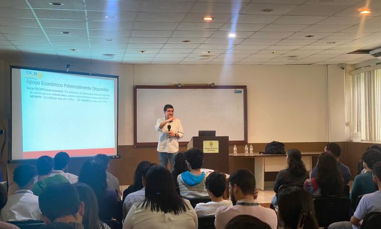 Estudiantes de la Facultad de Ciencias conocen oportunidades de posgrados en la UNAM