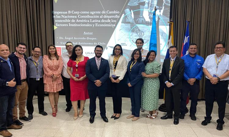 Académico de la Universidad Autónoma de Chile visita por tercera vez la UNAH