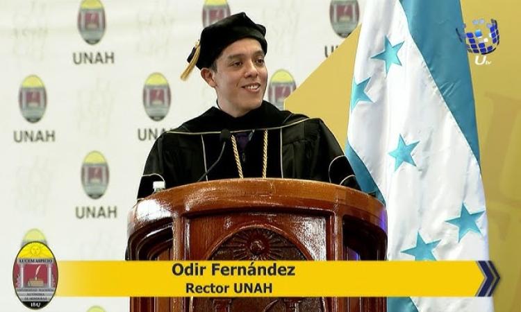 Rector Fernández: Honduras no cambiará desde los escritorios del poder