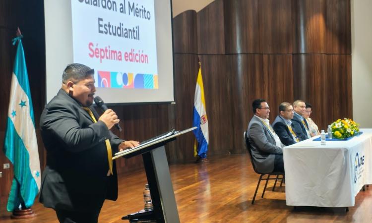 UNAH reconoce desempeño y trayectoria de 23 egresados que recibirán su título profesional mañana sábado
