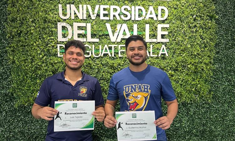 Atletas de Tenis de Mesa representan a la UNAH en encuentro amistoso en Guatemala