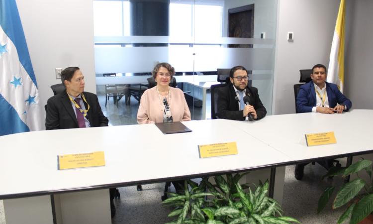 Tres profesionales continúan como candidatos para la dirección de UNAH Campus Copán