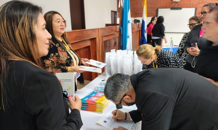 CJG-UNAH lanza manuales de atención y guía de procedimientos psicológico