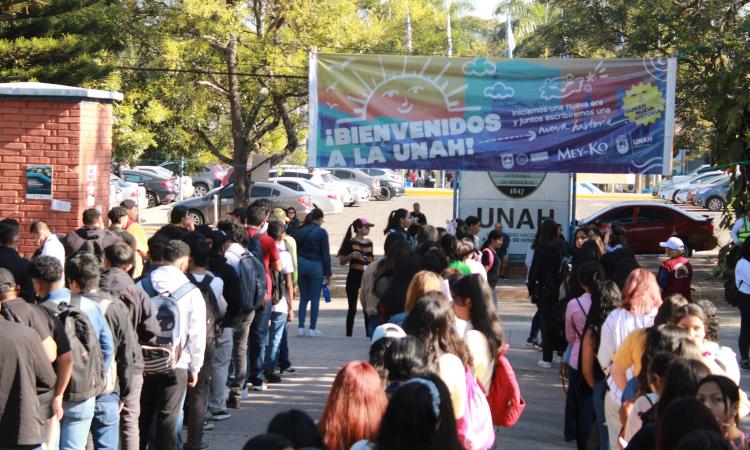 Tutores UNAH arranca este próximo sábado para apoyar a los aspirantes que realizarán la PHUMA