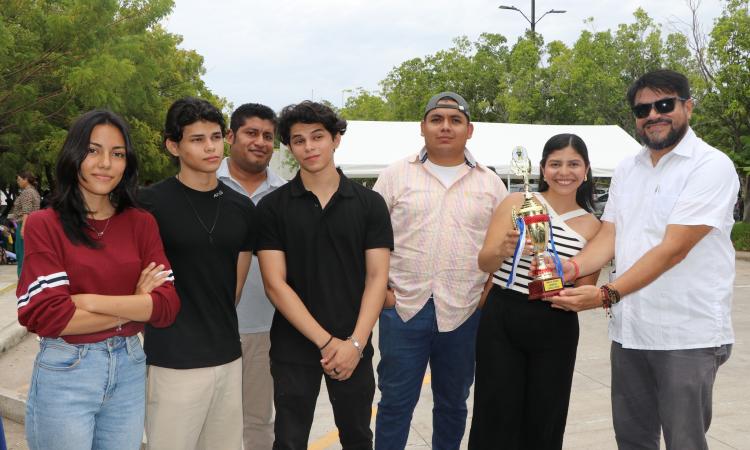Con bombos y platillos cerró la celebración del 28 aniversario de UNAH Campus Choluteca 
