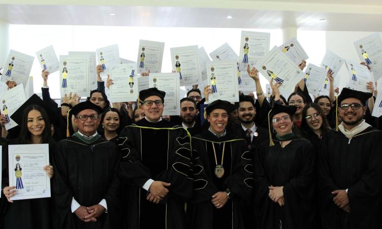 UNAH Campus Copán entregó 153 nuevos profesionales a la zona occidental del país