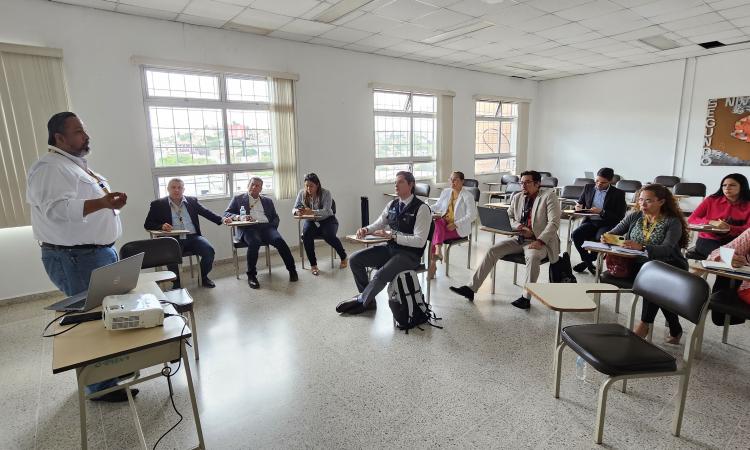 UNAH impulsa un proceso transparente y accesible para la admisión a especialidades médicas 2025