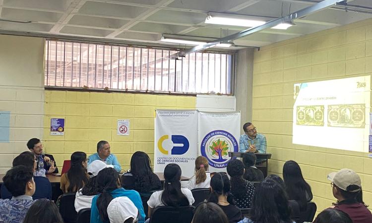 Facultad de Ciencias Sociales impartió la charla "Lempira como símbolo: historia, identidad y valor económico de Honduras"